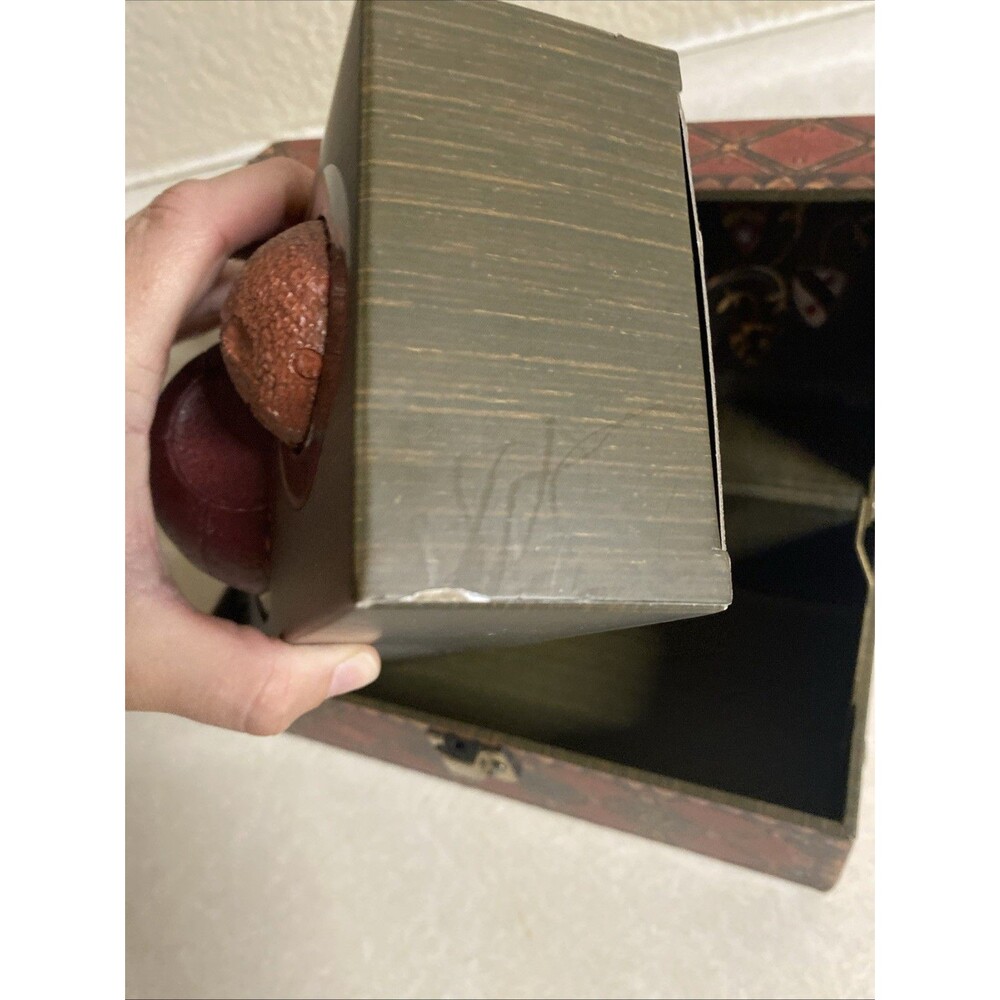 Harry Potter: Collectible Quidditch Set by Running Press - Picture 5 of 11